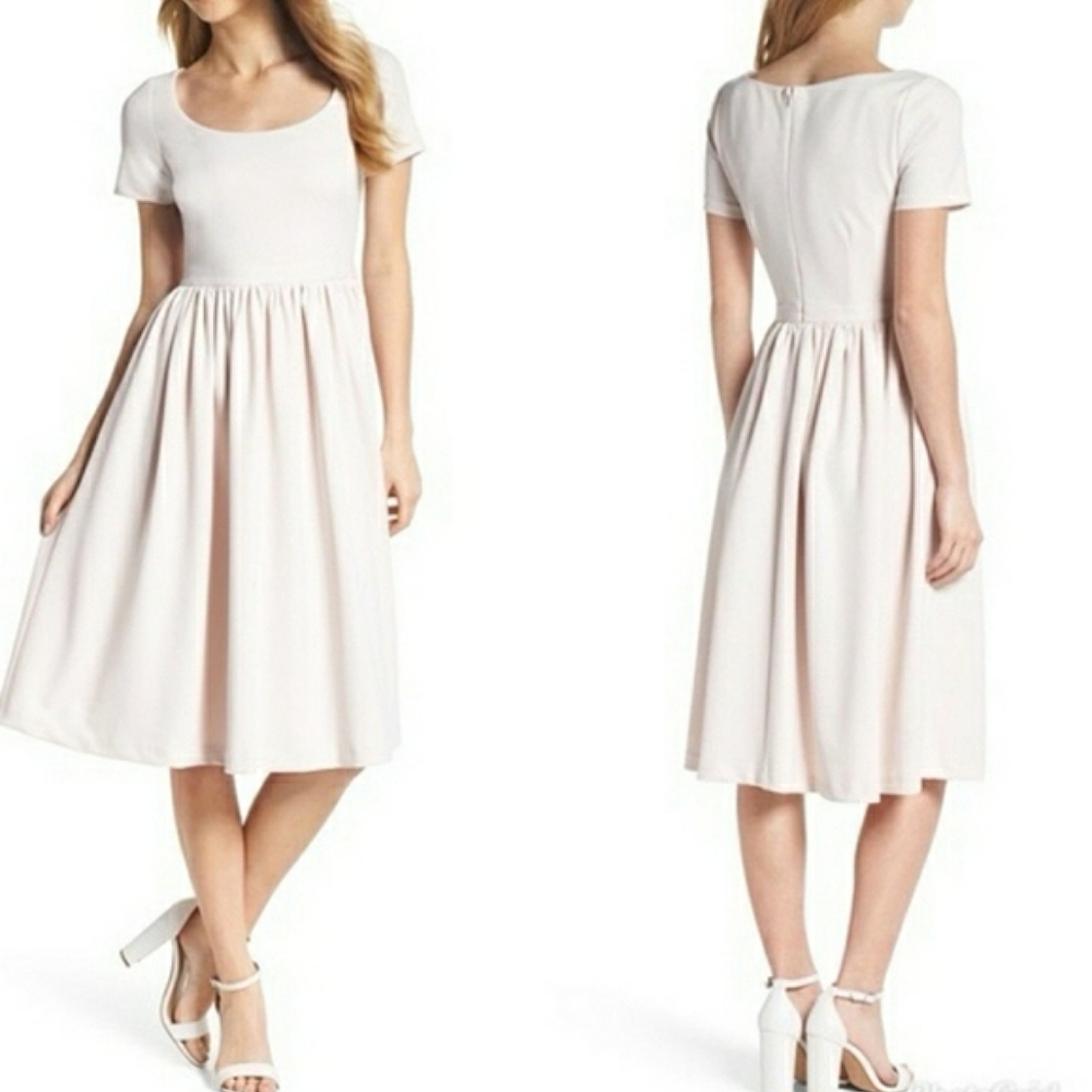 🆕 Gal Meets Glam Cream Midi Dress